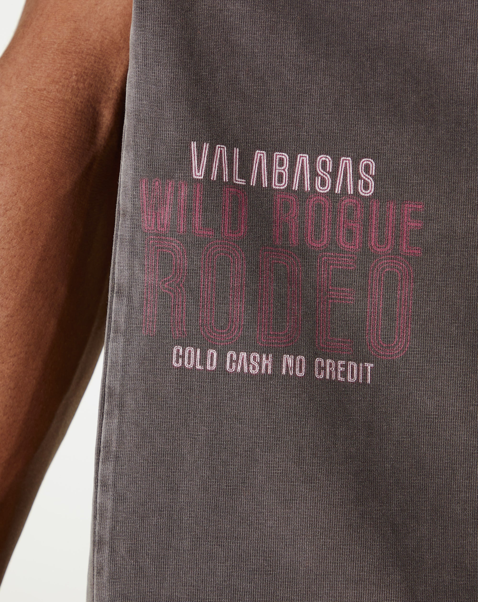 VALABASAS Howdy T-Shirt - Rule of Next Apparel